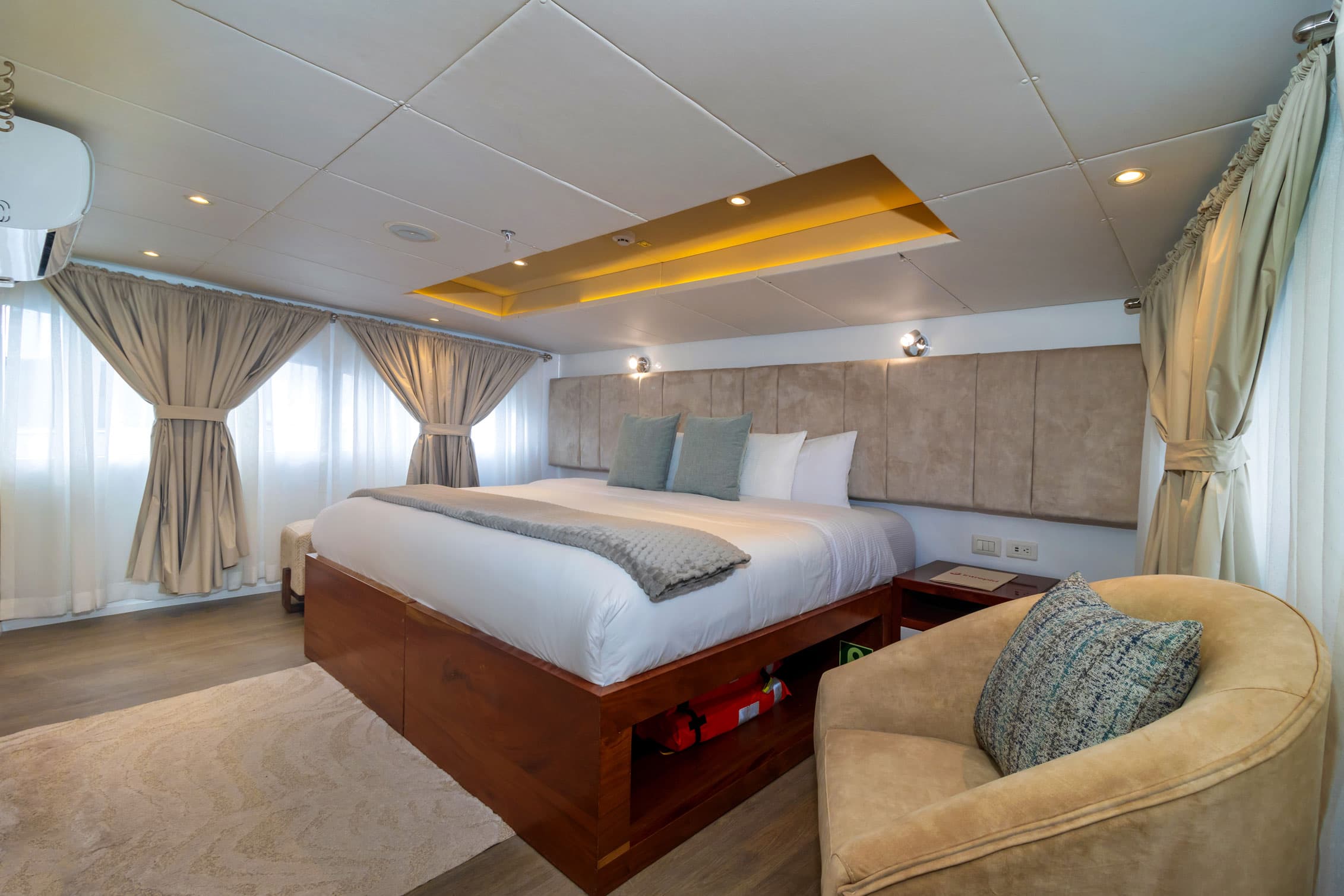 Main deck suite Cabin