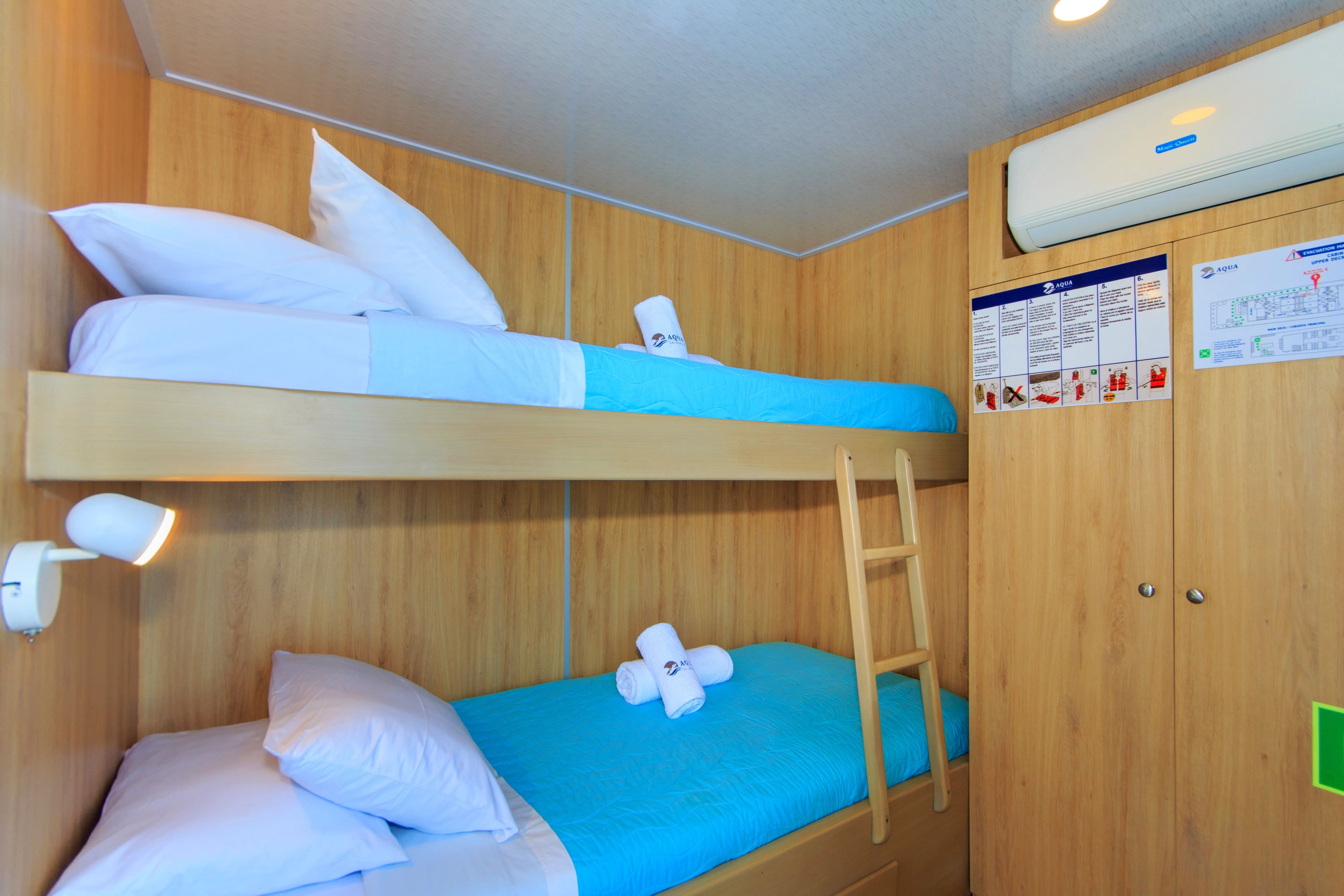 Upper Deck Twin Cabin